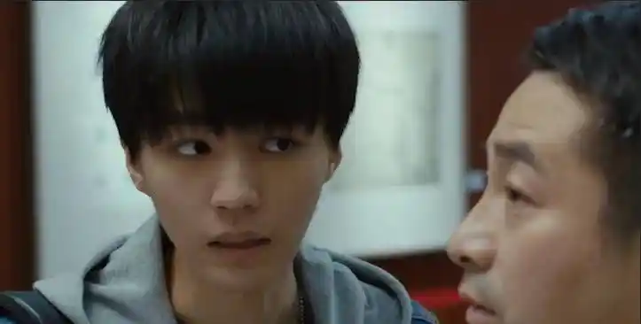 "衰神附体"张译:被嘲长相丑却成影帝,守候初恋植物人十年_王俊凯