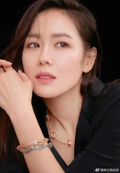 孙艺珍壁纸合集