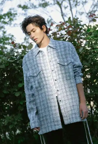 张哲瀚干净随性帅气写真310