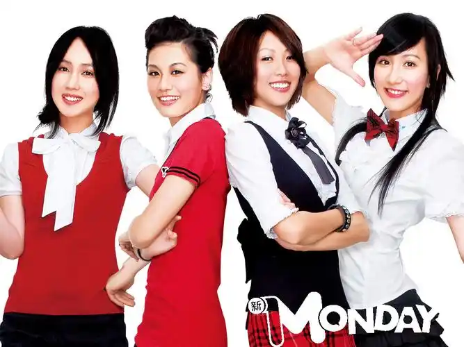 p>黑girl,前称黑涩会美眉,是 a target="_blank" href="/item/星空