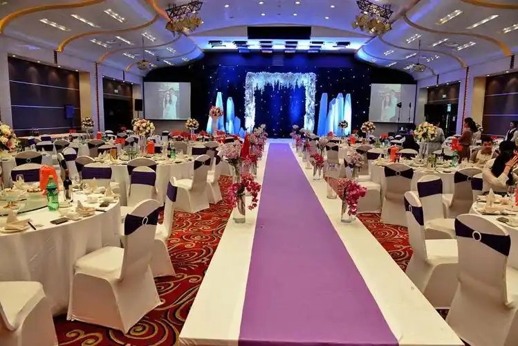 很多新娘为了体面的婚礼婚宴婚宴图片婚礼图片婚宴照片宴会图片酒店