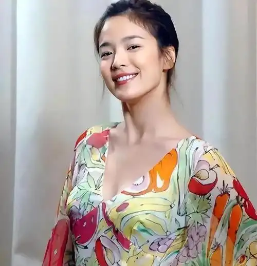 韩国10大美女今昔颜值对比有人优雅老去有人越活越美