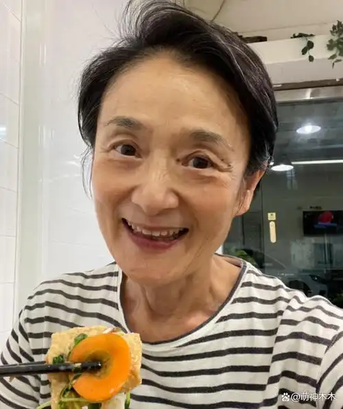 69岁台湾省老戏骨自曝买不到鸡蛋,超市货架全空,只剩两包茶叶蛋