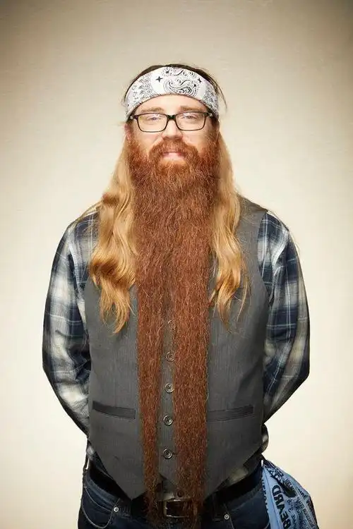 胡子花式玩法,位于伊利诺伊州每年都会举办一场全国胡须锦标赛,有创意