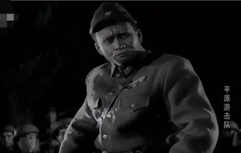 他凭出演"鬼子"成名,为演好人不惜整容,成名背后经历无尽心酸_方化