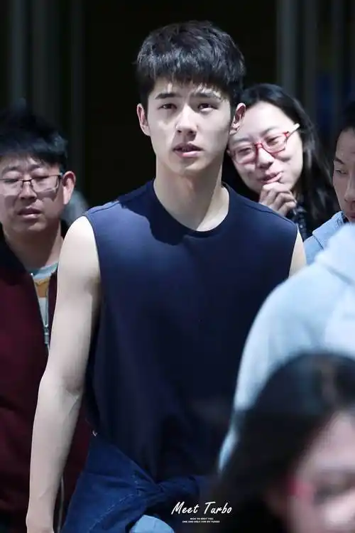 刘昊然(图源自网络,微博,尊重原著 比心)