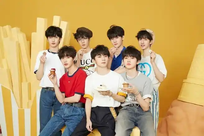 时代少年团首张实体专辑