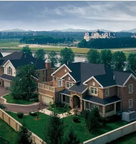 东方普罗旺斯的交通状况