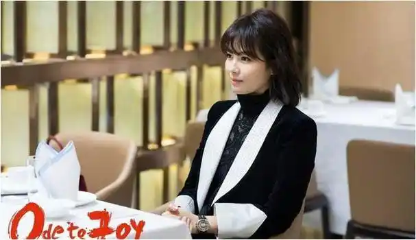 刘涛招黑不断家庭和睦却频传离婚真相究竟何在