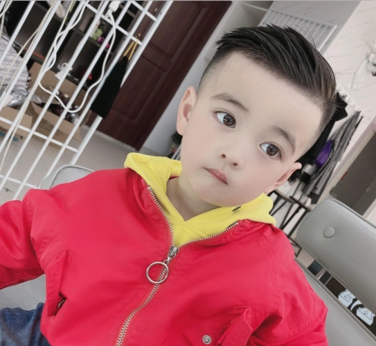 小男孩发型23款,时尚有型显精神,越剪越帅气,妈妈们请收藏