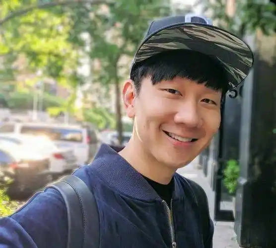 38岁林俊杰宠粉练出6块腹肌刷屏,赶紧健身吧,可以让你更有魅力_体式