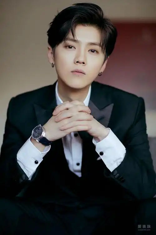 【sihh2019】爱彼品牌大使鹿晗造访2019 sihh及品牌发源地布拉苏丝