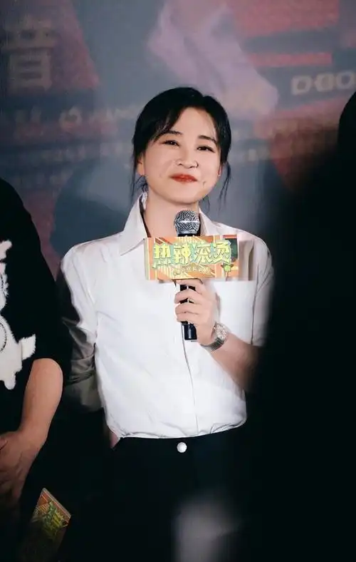 看到马思纯瘦了后的争议才懂贾玲胖与瘦时面对的舆论压力