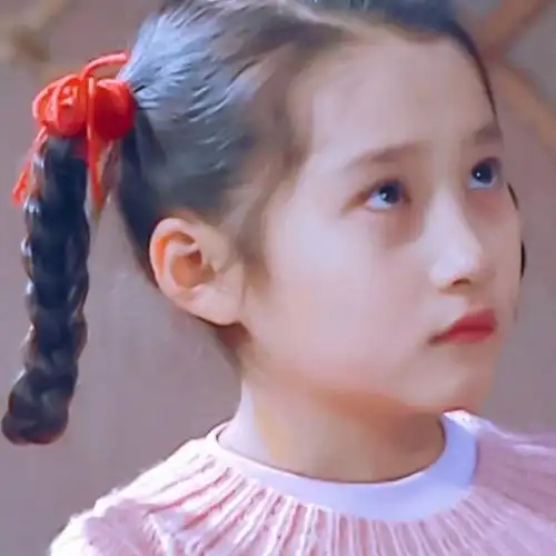 关晓彤头像晓彤0917生日快乐