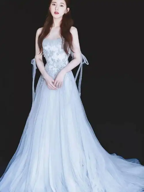 9个女明星穿婚纱你最喜欢谁