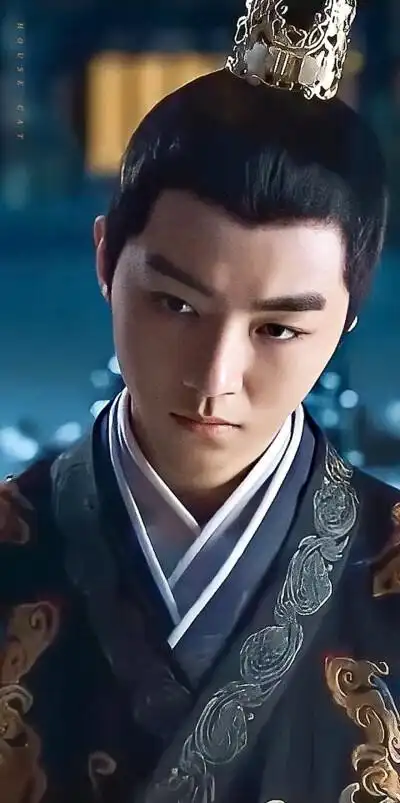 王俊凯红色古装