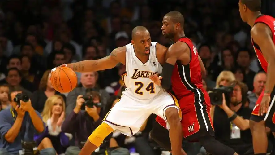 4k超高清全面屏手机壁纸