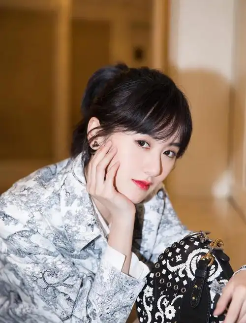 女神袁冰妍:第6148期气质潮流美图欣赏