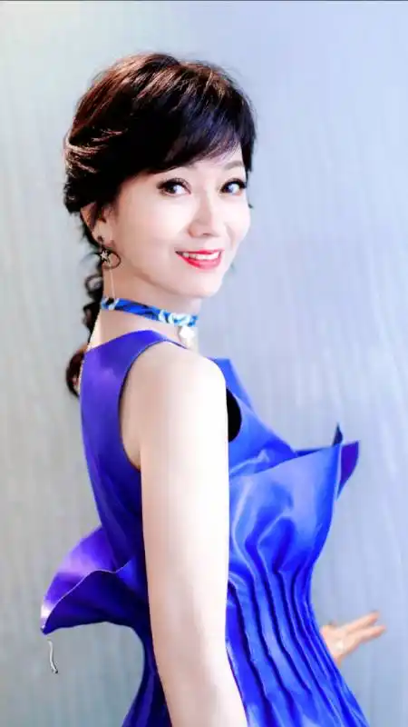 不老女神赵雅芝美若天仙