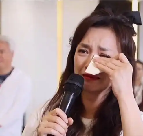 张庭痛哭—观众却无法共情