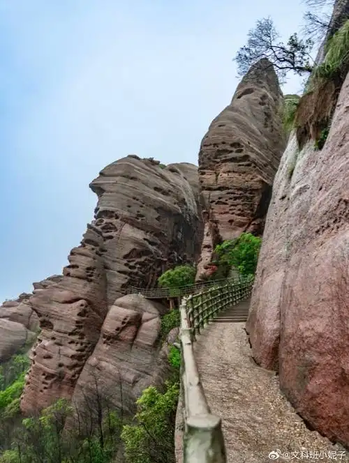 人生建议,一定要来上饶龟峰拥抱大自然,这里性价