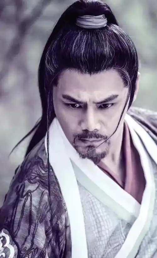 邵兵:娶演员张培,婚后生下双胞胎,一家人把她宠成宝