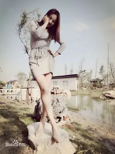 辛雨锡,中国内地女演员,1991年8月1日出生于山东青岛.