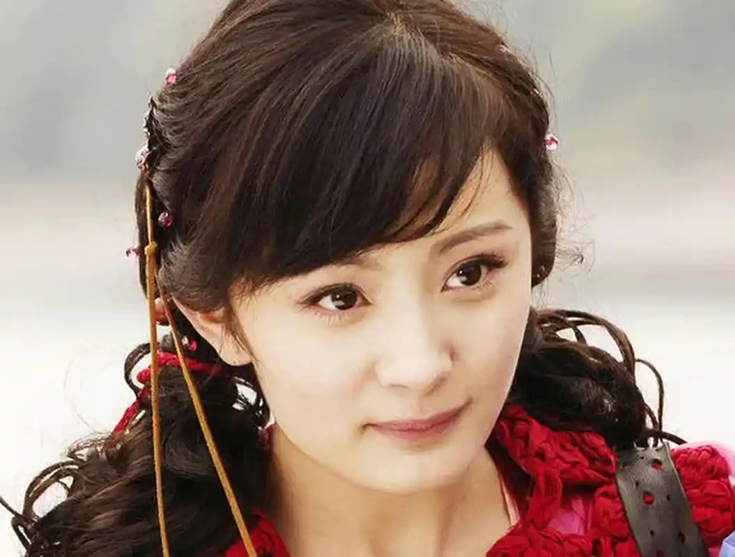 《仙剑奇侠传三》杨幂饰演的唐雪见人设真的很经典,一般的仙侠剧或