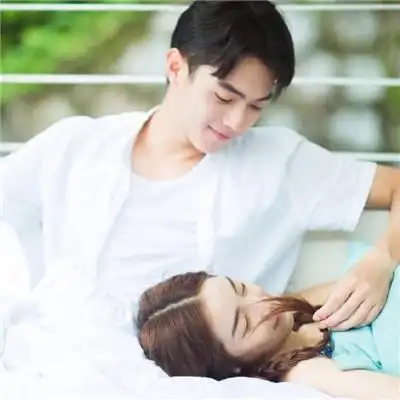 最新情侣专用小清新头像 把你当作唯一