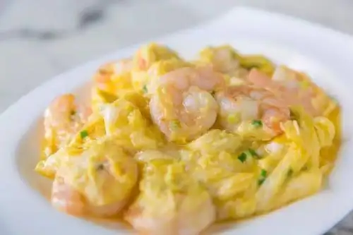 做出嫩滑爽脆的滑蛋虾仁,关键就这几步!