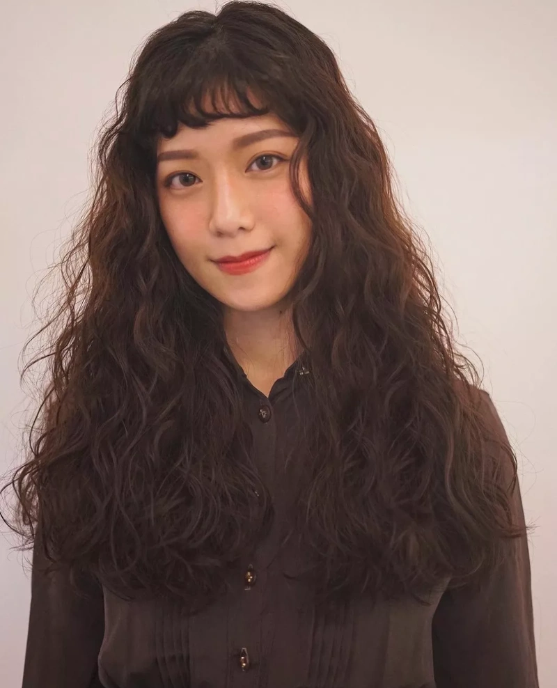 2021发型就选烫卷卷,蓬松保暖真洋气,喜欢别错过