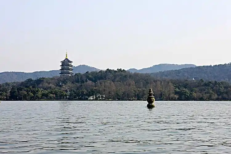 三潭印月图片_三潭印月高清图片_全景视觉