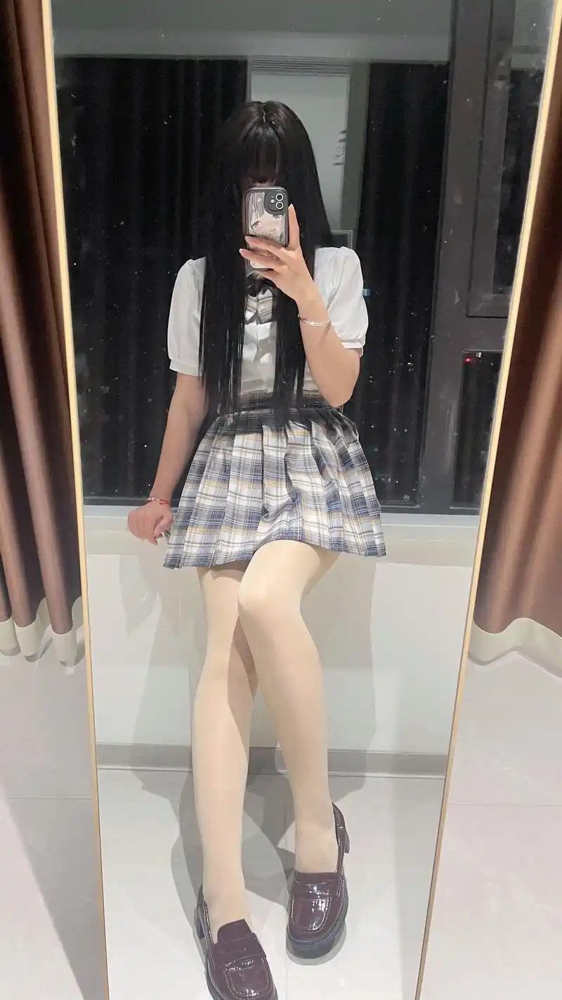 丝袜厚了 4周前·江苏 0 分享 回复 归雁 . 丝