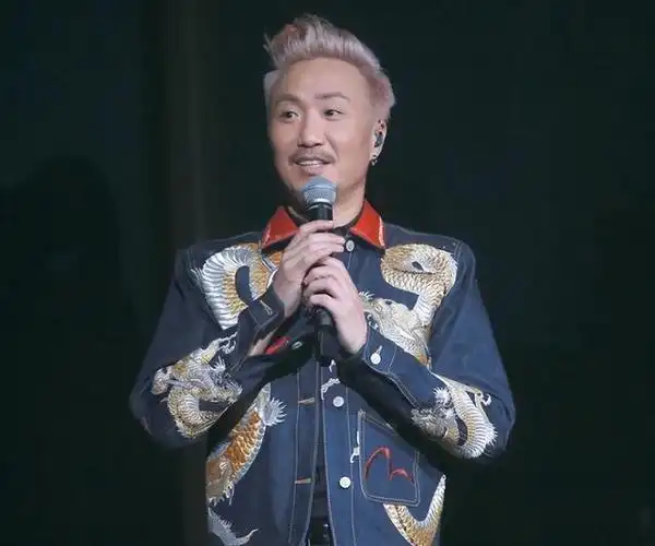 一场演唱会,暴露了郑中基的"乐坛实力",他给所有明星上了一课