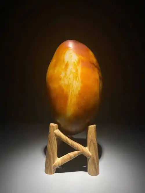 走过小院,我们来到"曲水草堂",曲水工艺是王一卜最