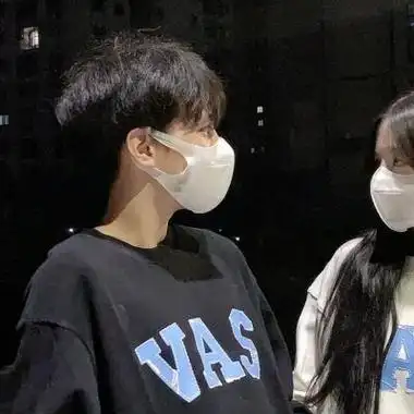 最新抖音情侣头像一男一女超甜情头真人唯美浪漫微信头像