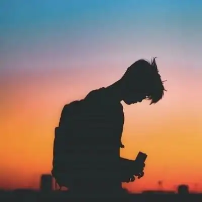 男生背影伤感头像