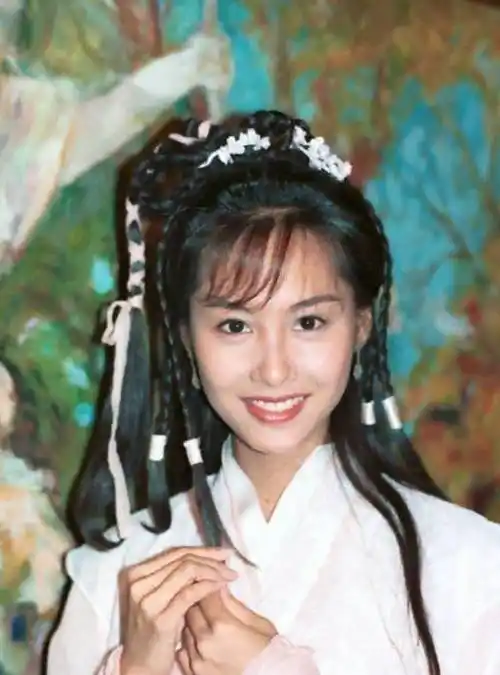 "紫霞仙子"朱茵的颜值分析_鼻子_整体_面部