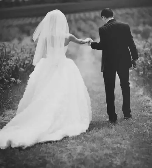 婚纱照背影图片大全 2017婚纱照风格有那些