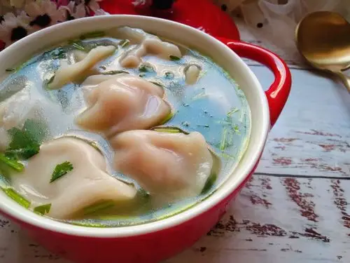清汤饺子成品图