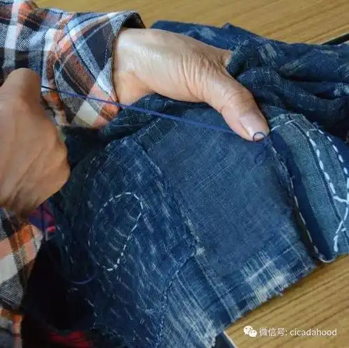 打补丁的衣服可以卖20000,我也想去日本回收衣服