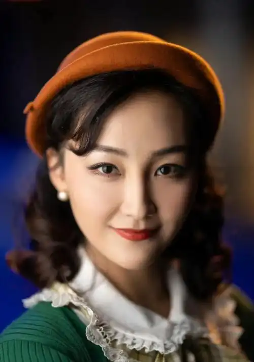 辛月个人资料:嫁大13岁于震,婚后连生3胎,被丈夫一家宠成宝