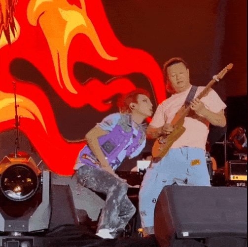 小鬼_舞台_互联网