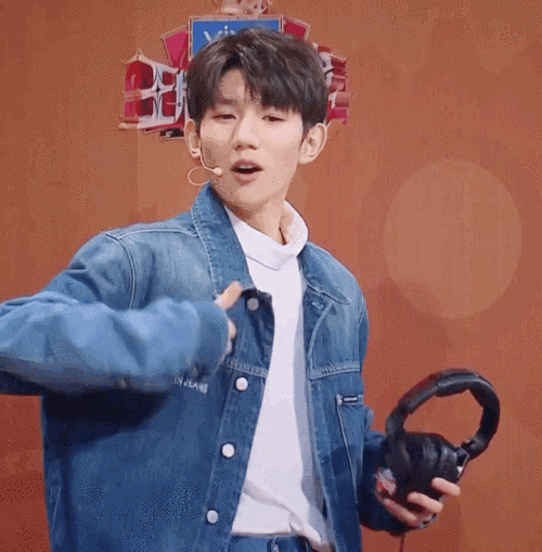 [tfboys][新闻]190202 王源自称八岁为哪般,粉丝想偷小孩儿