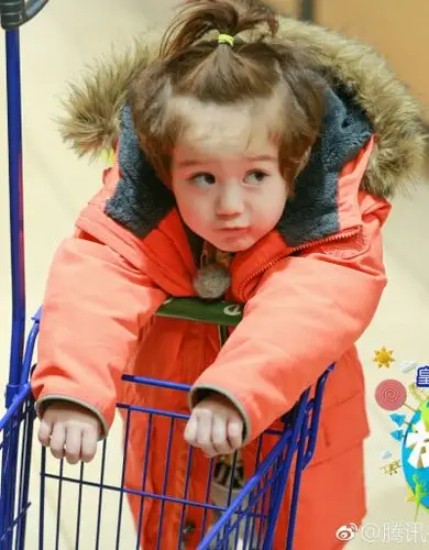 周嘉诚放开我北鼻