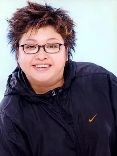 韩红基本资料中文名:韩红来自地区:大陆明星职 业:歌手,其它,联系电话