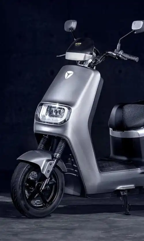 雅迪电动车引领行业新格局冠能二代e8s提供助力