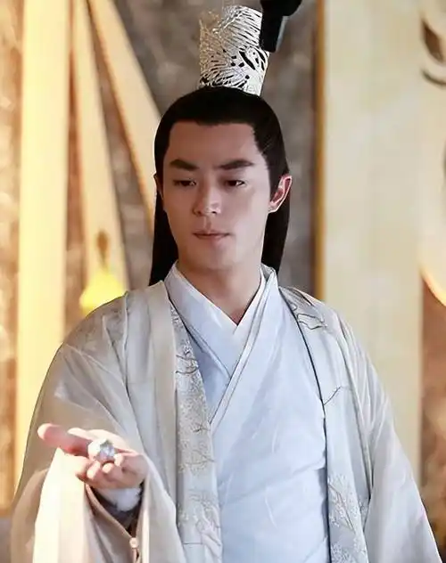 《花千骨》电影预告公开,陈都灵挑战赵丽颖的经典角色_网友_霍建华