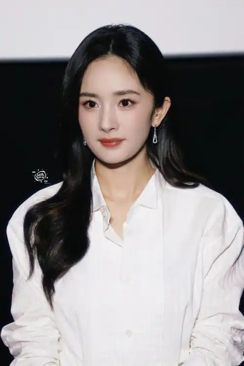 杨幂宝宝你关雪演的特别的好!