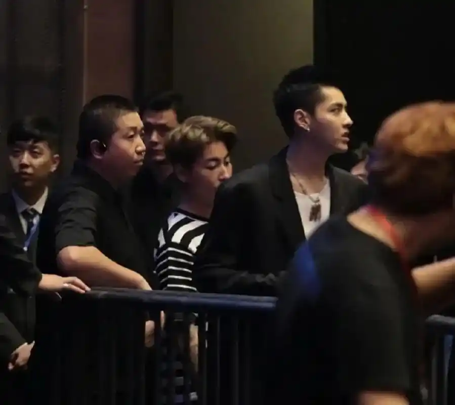 据报道,吴亦凡在出狱时将会是44岁,预计于2034年7月30日获释.